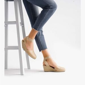 DREAM PAIRS Women's Elastic Ankle Strap Espadrilles Wedge Sandals